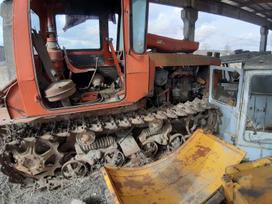 DT 75, tractors