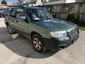 Subaru Forester Variklis ej204 116 kw mechaninė pavarų dėžė ty755xt7aa spalvo
