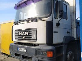 MAN 18,284, sunkvežimiai