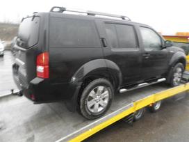 Nissan Pathfinder 2 5td mechanika dalimis is anglijos