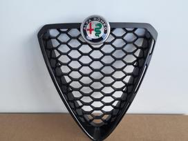 Alfa Romeo Stelvio, 156144237 156121702 6000628265, радиаторная решётка