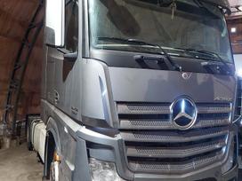 Mercedes-Benz Actros, vilcējs