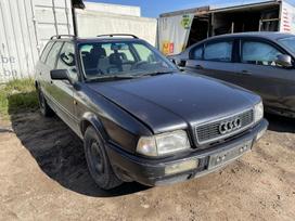 Audi 80 dalimis. Automobilis ardomas dalimis запасные части автомобиля