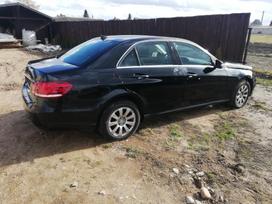Mercedes-Benz E200 по частям. Platus auto detaliu pasirinkimas darbo laikas i v nu