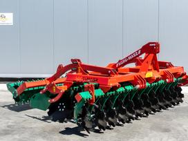 AGRO-MASZ BT30, скребки, скрубберы
