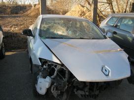 Renault Laguna по частям. dauztas priekis masina is prancuzijos navigacija r1
