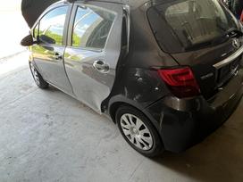 Toyota Yaris dalimis. Europa maza rida automobilis dalimis