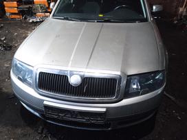 Skoda Superb for parts. 8620 34257 dalis siunciu i visus lietuvos miestus