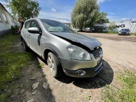 Nissan Qashqai по частям. Automobilis ardomas dalimis запасные части автомобил