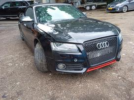 Audi A5 rezerves daļās. Dalimis s line