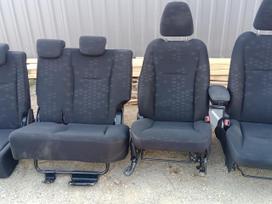 Subaru Trezia sėdynės