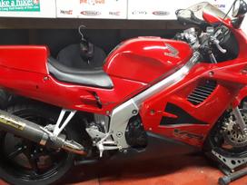 Honda VFR (Crosstourer / Crossrunner), sporta / superbikes