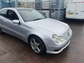Mercedes-Benz C220 for parts. Daugiau informacijos 37061354090 arba minsko pl 33