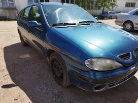 Renault Megane dalimis. Automobilis ardomas dalimis запасные части автомобиля