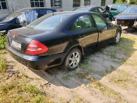 Mercedes-Benz E320 rezerves daļās