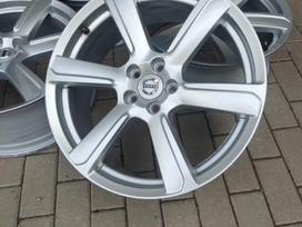 Volvo XC, lengvojo lydinio, R19