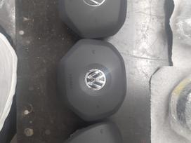 Volkswagen T-Roc airbags