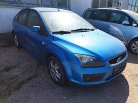 Ford Focus по частям. Automobilis ardomas dalimis запасные части автомобил