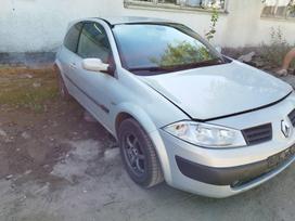 Renault Megane for parts. Automobilis ardomas dalimis запасные части автомобил