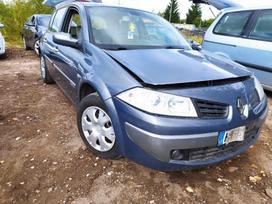Renault Megane for parts. Automobilis ardomas dalimis запасные части автомобил