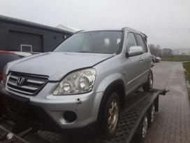 Honda CR-V for parts. Turime ne viena toki auto lankai slenksciai remontuo