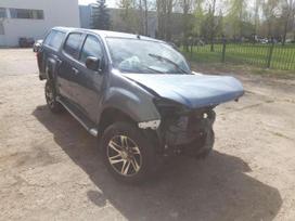 Isuzu D-Max по частям. Nedidele rida lankai slenksciai remontuojame varikli