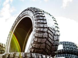 Radar Renegade R/T+, всесезонные 285/50 R22