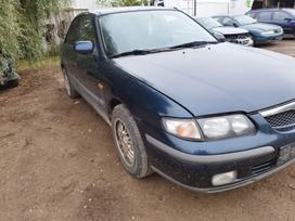 Mazda 626 for parts. Automobilis ardomas dalimis запасные части автомобил