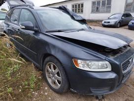 Volvo V50 по частям. Automobilis ardomas dalimis запасные части автомобил