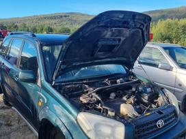 Toyota RAV4 Katik pradeta ardyti turime ir 2008m dyzely