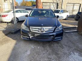 Mercedes-Benz C200 dalimis. Www autolauzynas lt prekyba naujomis ir naudotomis le
