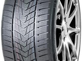 Tracmax S330, žieminės 245/35 R20