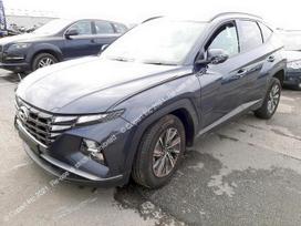 Hyundai Tucson for parts. 1 6 benzinas angliška