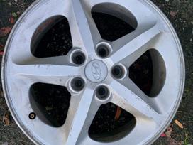 Hyundai, lengvojo lydinio, R17
