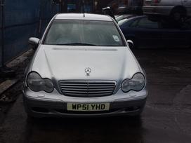 Mercedes-Benz C180 Masina dalimis