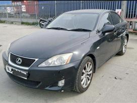 Lexus IS 220