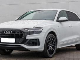 Audi Q8 по частям. Audi q8 modelis turime daliu dizeliui ir benzinui in