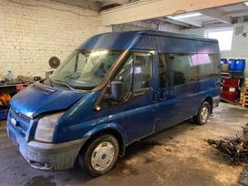 Ford Transit for parts. Originalios kokybiškos naudotos detalės suteikia
