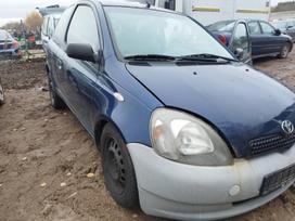 Toyota Yaris по частям. Automobilis ardomas dalimis запасные части автомобил