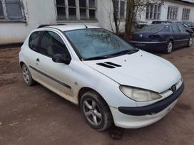Peugeot 206 по частям. Automobilis ardomas dalimis запасные части автомобил