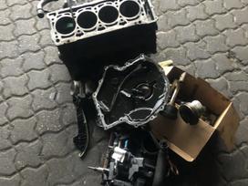 Volkswagen Passat Variklis dalimis 2 0t caw