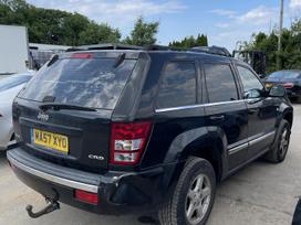 Jeep Cherokee Jeep dalimis nebera variklio ir dezes whatsapp 4868353975