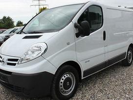 Nissan Primastar, passenger vans