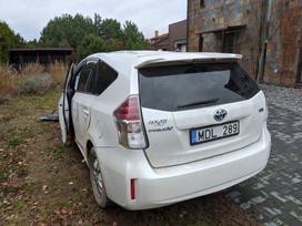 Toyota Prius+ for parts. Amerika dalimis puse metu lt rida 80000 km
