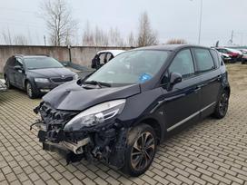 Renault Scenic по частям. Automobilis katik pradėtas ardyti europinis renault