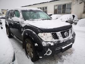 Nissan Pathfinder for parts. Automobilis ardomas dalimis запасные части автомобил