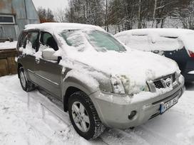 Nissan X-Trail по частям. Dalimis variklio defektas