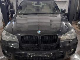 BMW X5 Dirbame buo 8 00 iki 17 00 m paketas m ratai juodos lubos di