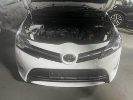 Toyota Verso dalimis. Xenon kamera 5 vietu salonas pusiau odinis salonas