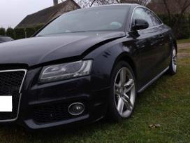 Audi A5 for parts. Dalimis